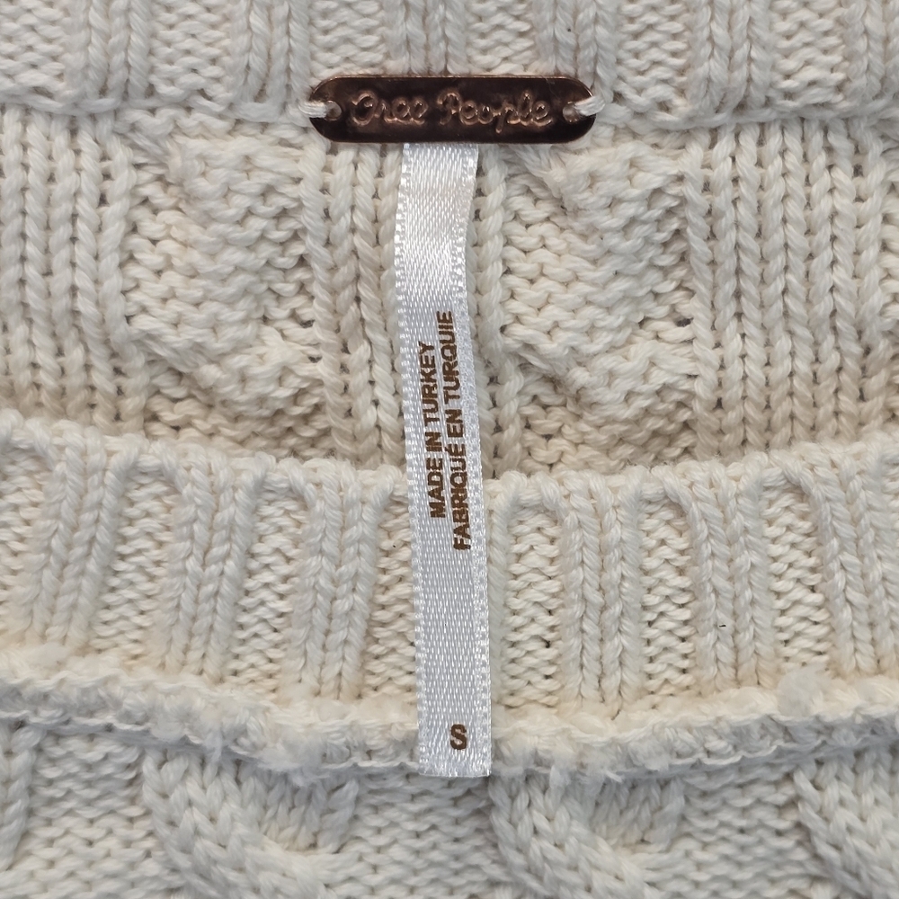 Free People Super Cropped Cable Knit Crew Neck Sweater Long Sleeve Cream, sz S - Picture 4 of 8